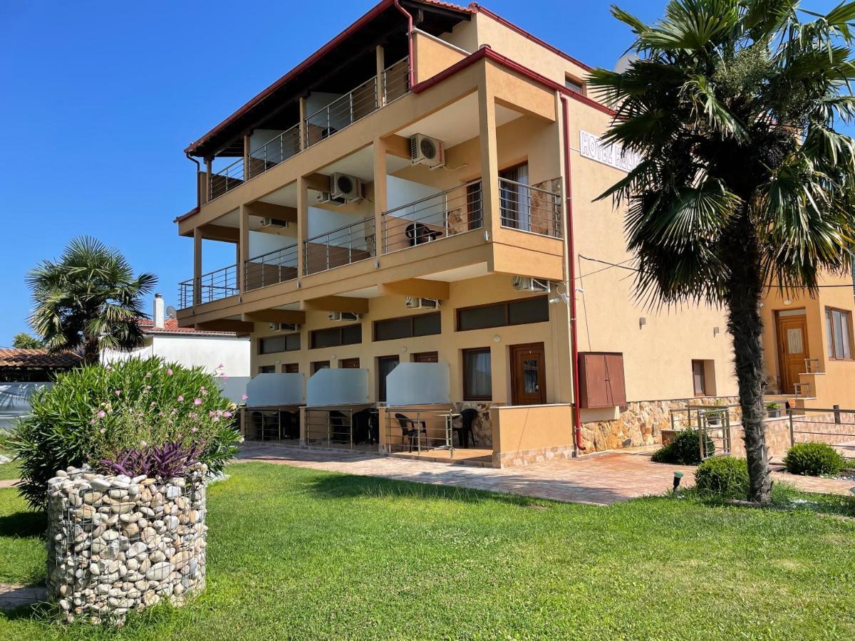 Helios Hotel ستافروس المظهر الخارجي الصورة
