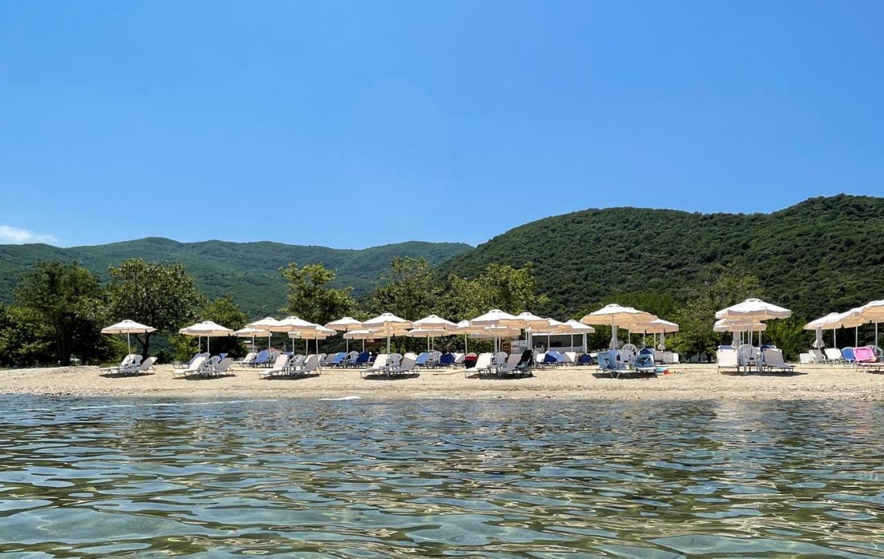 Helios Hotel ستافروس المظهر الخارجي الصورة
